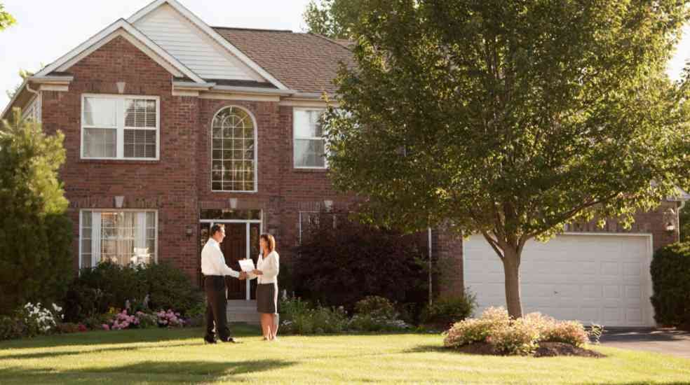 Questions Every Homeowner in Michigan Must Ask a Cash Buyer